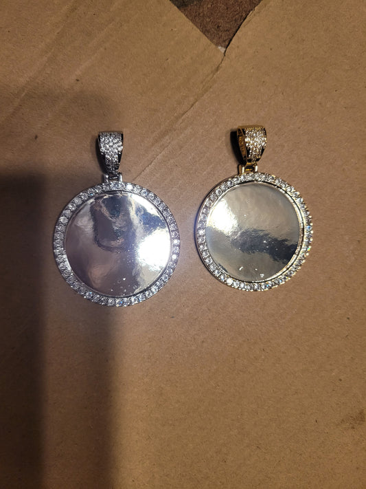 Custom Circle Single Diamond Necklace